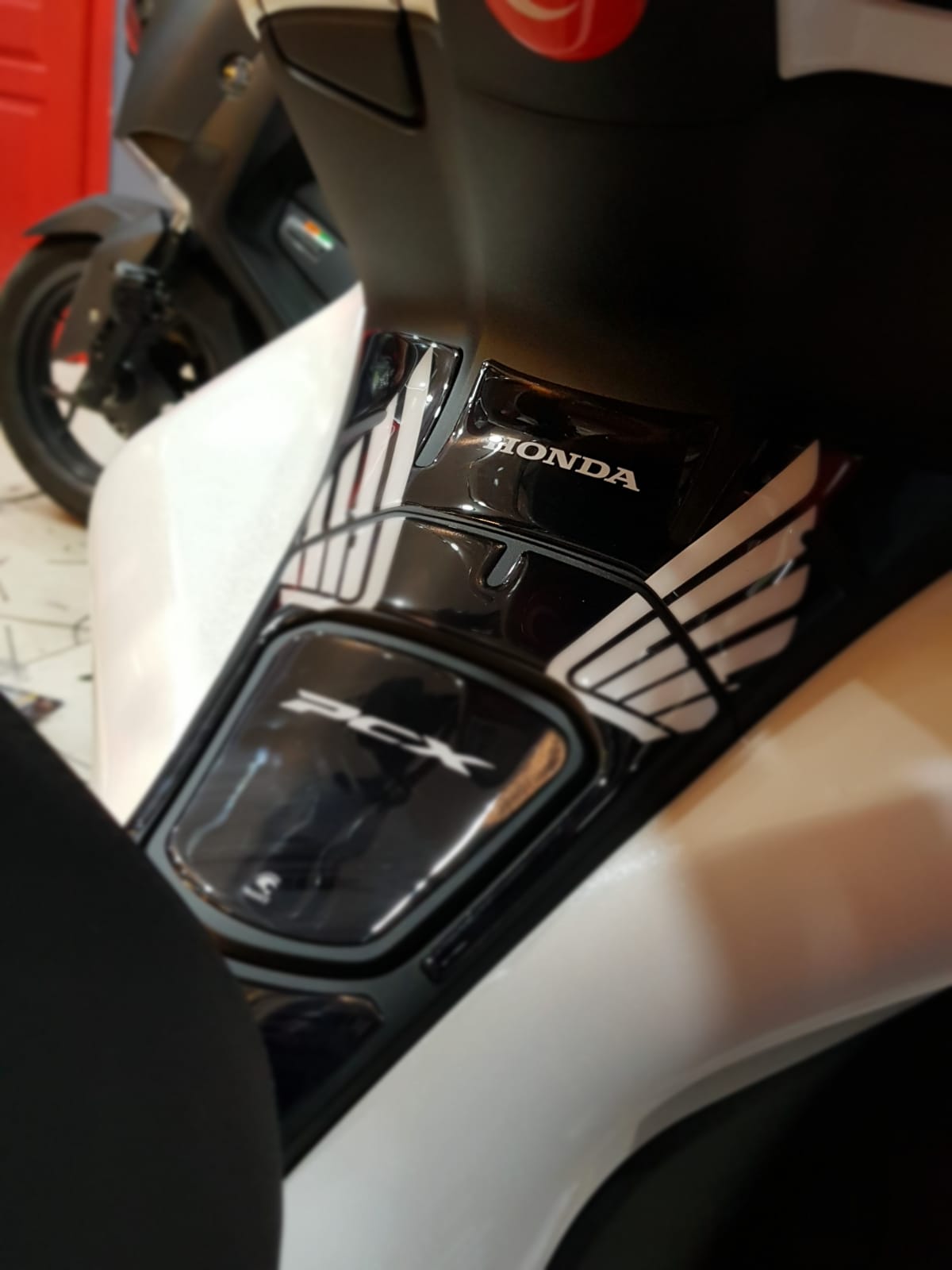 Honda Pcx 125 2018 Özel Tank Pad Black White