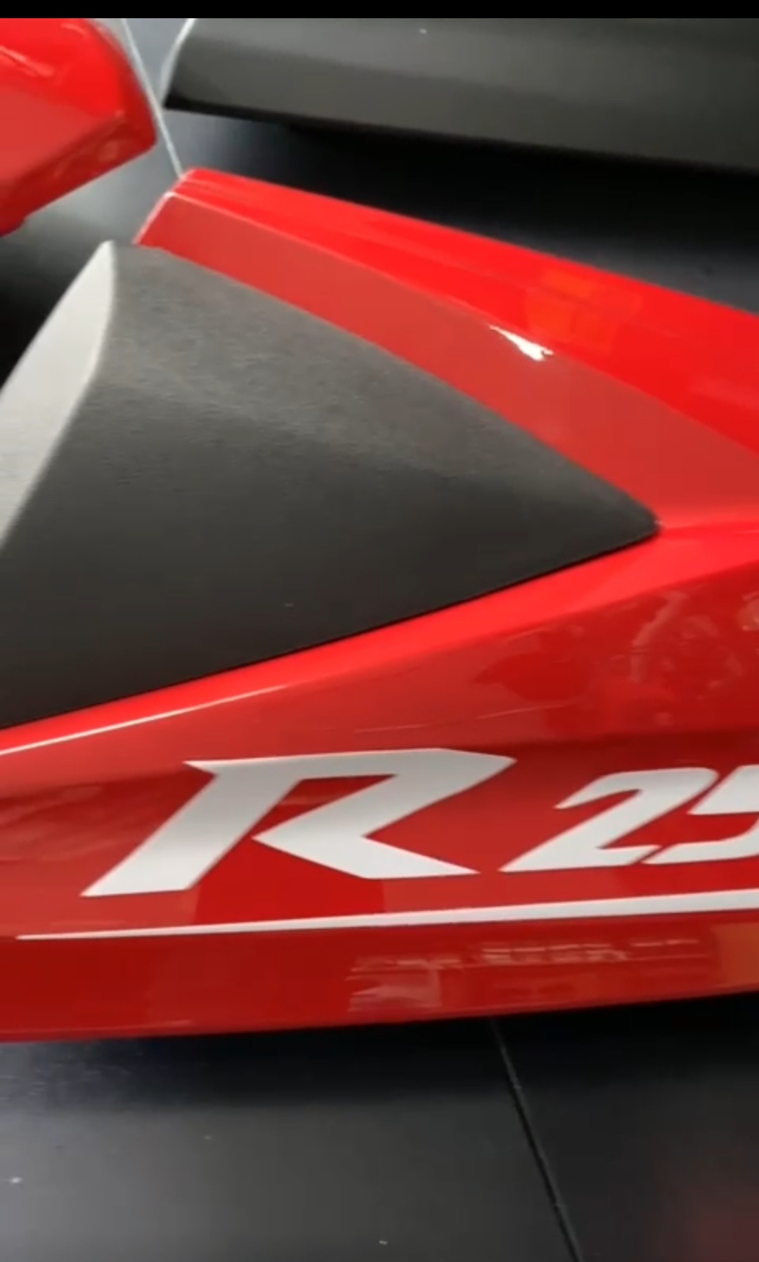 Yamaha r25 mono kapak 2014-18