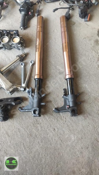05-06 suzuki gsxr 1000 ön takım sağ sol gsxr 1000 ön amortisör sağ sol muayer