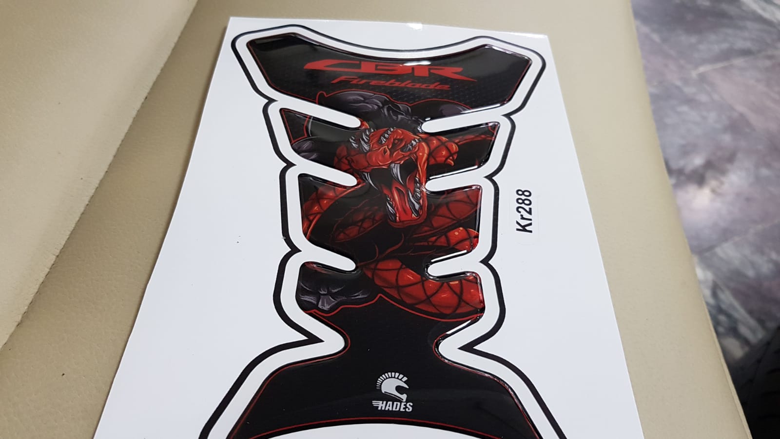 Honda Cbr 1000rr 2017-18 Red Black Özel Tank Pad