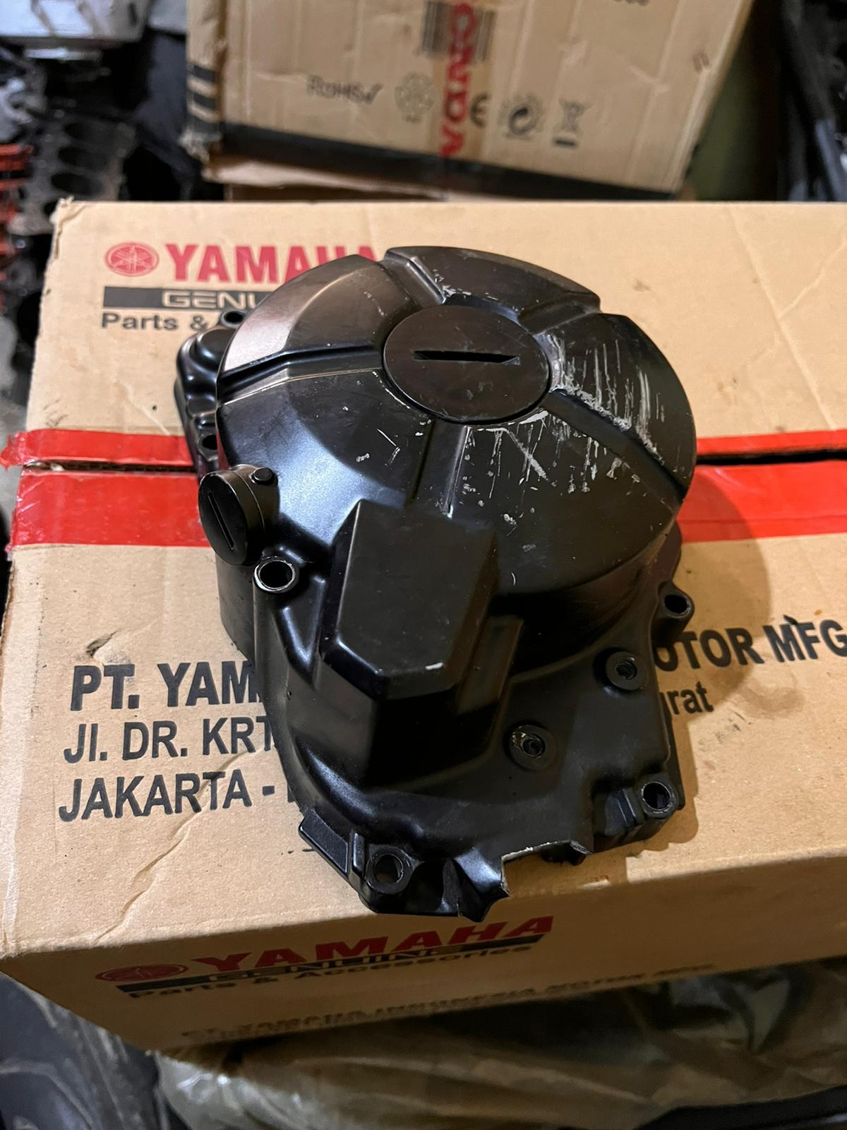 Kawasaki z300 Altarnator kapak 