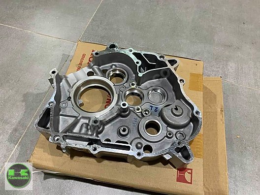 HONDA CBR 125 SAĞ KARTEL CBR 125 SAĞ BLOK SIFIR ORIJINAL  11100-KPP-860