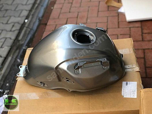 07-09 kawasaki versys 650 depo versys 650 yakıt tankı sıfır orıj
