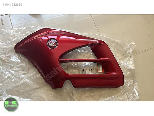 03-17 honda goldwing 1800 sol grenaj gl 1800 sol grenaj sıfır orıjınal kırmızı renktir sıfır orıjınal