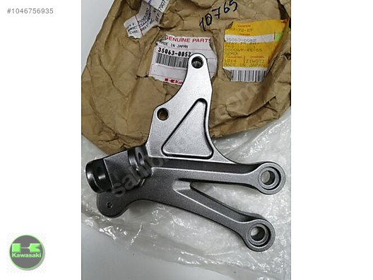 04-05 kawasaki zx10 sağ braket zx 10 sağ üçgen sıfır orıjınaldir 