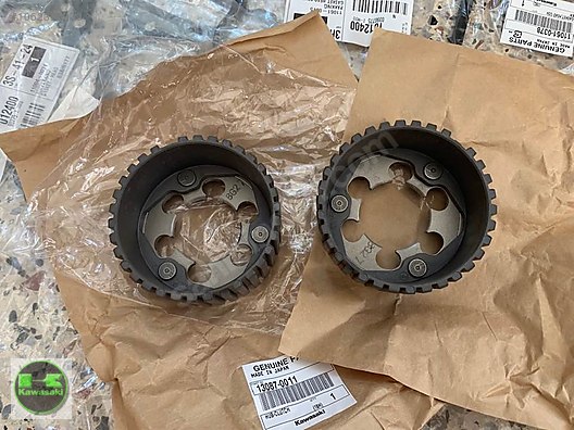 11-19 ZX10 DEBRİYAJ İÇ GÖBEK ZX-10R DEBRİYAJ GÖBEĞİ ZX-10 R SIFIR ORIJINALDİR