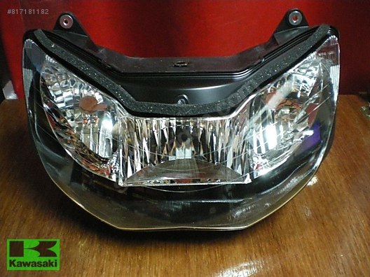 HONDA CBR 929 RR ÖN FAR 929RR ÖN FAR 929 ÖN FAR SIFIR ORIJINAL  HONDA GUNCEL SATIŞ FİYATI 2800 TL DIR