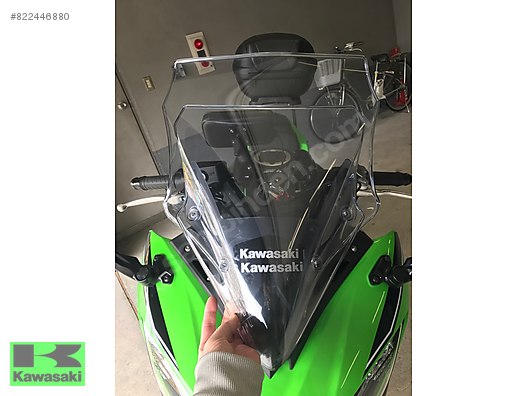 999940811 NİNJA 650 ÖN CAM TOURİNG LARGE NİNJA 650 ÖN CAM UZUN  URUN SIFIR ORIJINALDIR  KAWASAKİ GUNCEL SATIŞ FİYATI 1675 TL DİR  KAMPANYA FİYATI 1250 TL DİR STOK MIKTARI 1 ADET