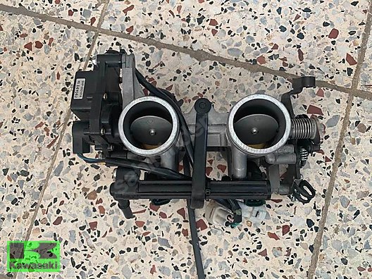 kawasaki versys 650 enjeksiyon gövdesi er6 karbüratör enjeksiyon