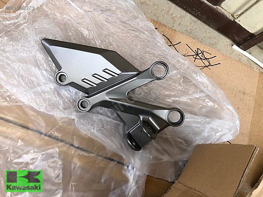 Z 250SL SAĞ BRAKET Z 250 SL SAĞ BRAKET NİNJA 250 SL SAĞ BRAKET