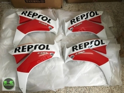 14-17 honda cbr 250 sol grenaj repsol sıfır orıjınal cbr 250 sol granaj  verılen fiyat sol granaj ıcındır 