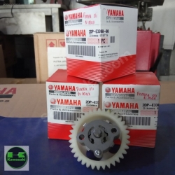 yamaha xenter 150 yağ pompası sıfır orıjınaldir