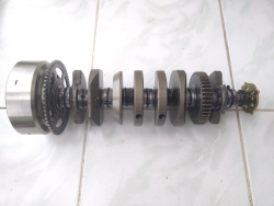 1999 -2002 yamaha R6 komle set krank kollar kol yataklar ana yataklar pistonlar