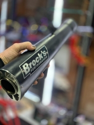 Universal brocks egzoz 