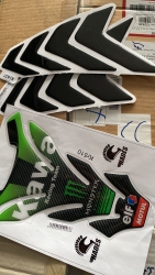 Kawasaki Ninja300 tankped ve yan ped