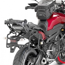 Yamaha MT-09 TRACER (15 > 17) Yan Çanta Taşıyıcısı (GIVI PLR2122)