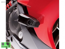 999940234 ER6 KORUMA TAKOZU ER 6N KORUMA TAKOZU ER-6 F 12-16 MODEL  SIFIR ORIJINAL KAWASAKİ URUNDUR 19800 tl kampanya li 13999 