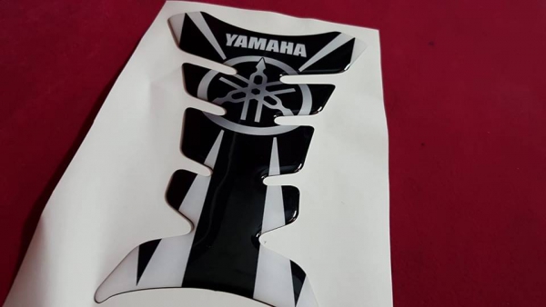 Yamaha Üniversal Black Whıte Özel Tank Pad