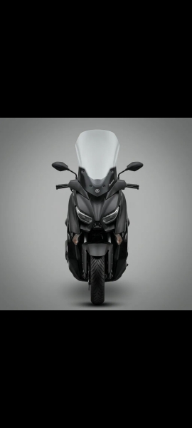 Orijinal Xmax 250-300-400 2018-23 Tur Camı Orijinal Xmax 250-300-400 2018-23 Tur Camı
