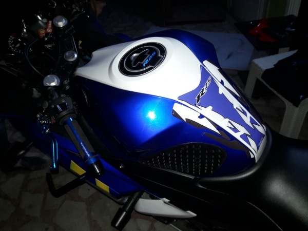 Yamaha R25 Tank Pad Seti Blue Black