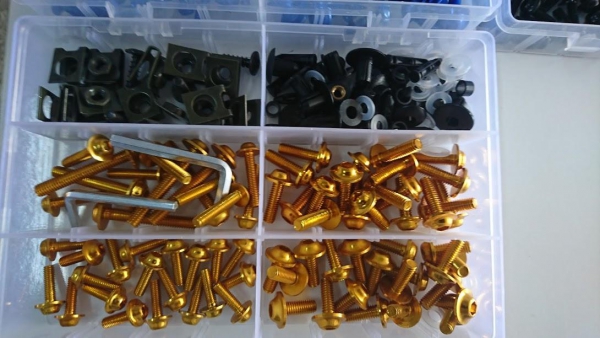 Yamaha YZF R25 renkli grenaj vida seti - r25 grenaj vidası takım