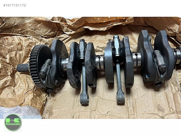 honda cb 900 krank hornet 900 krank kollar muayer  fotoğrafta gorunduüu gıbı olup muayerdır 